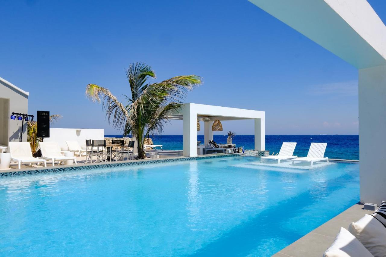 Saint Tropez Boutique Hotel 빌렘스타트 외부 사진