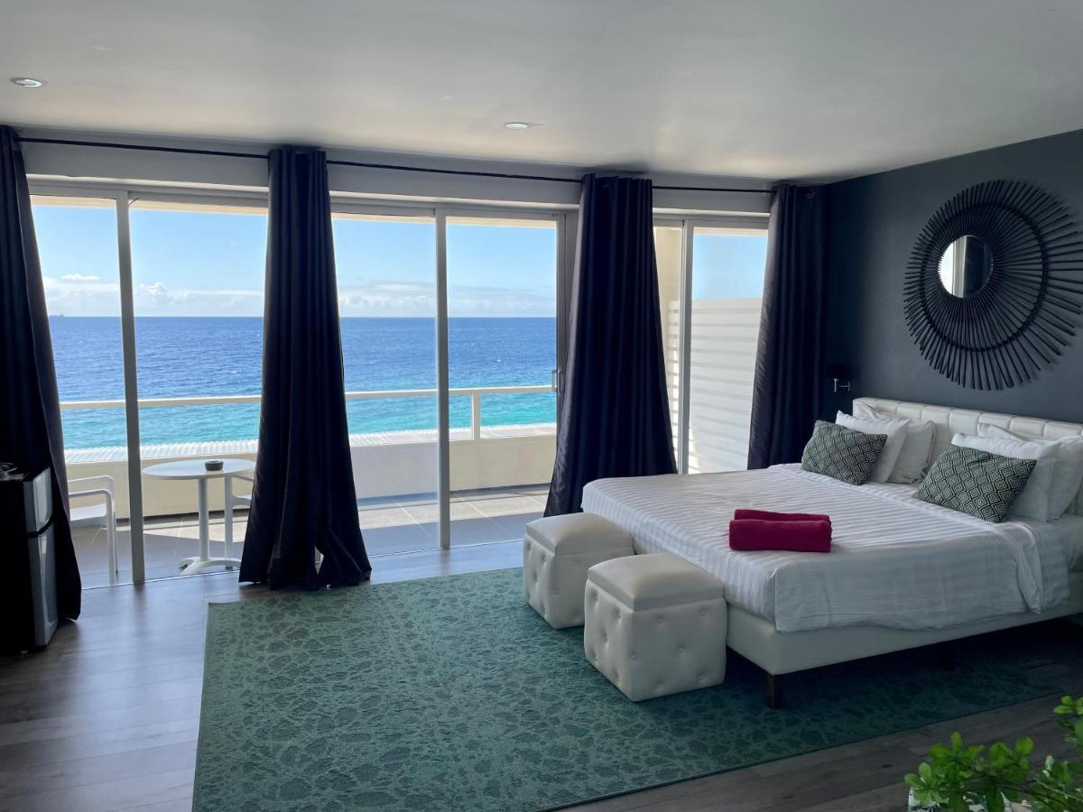 Saint Tropez Boutique Hotel 빌렘스타트 외부 사진