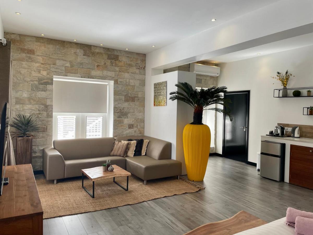 Saint Tropez Boutique Hotel 빌렘스타트 외부 사진