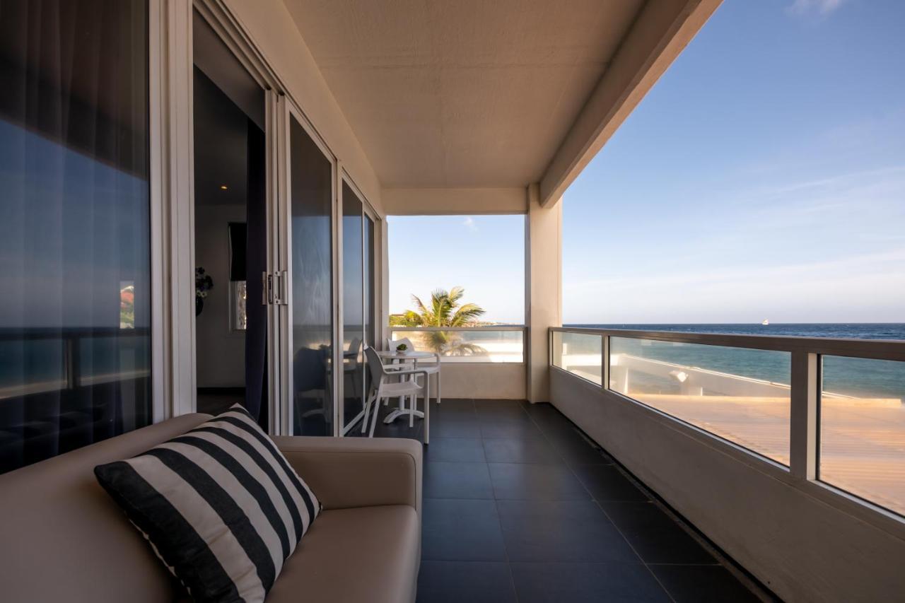 Saint Tropez Boutique Hotel 빌렘스타트 객실 사진