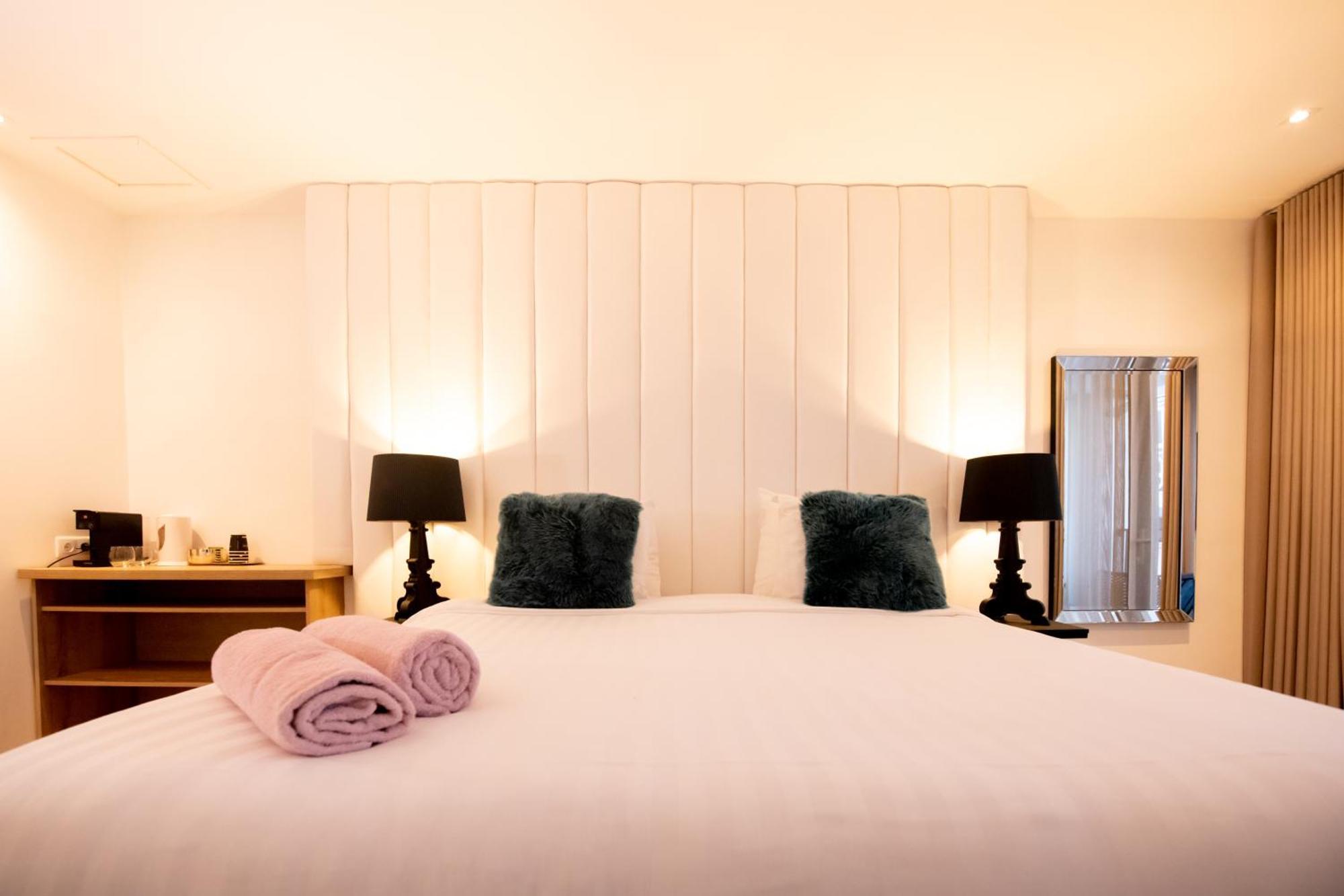 Saint Tropez Boutique Hotel 빌렘스타트 객실 사진