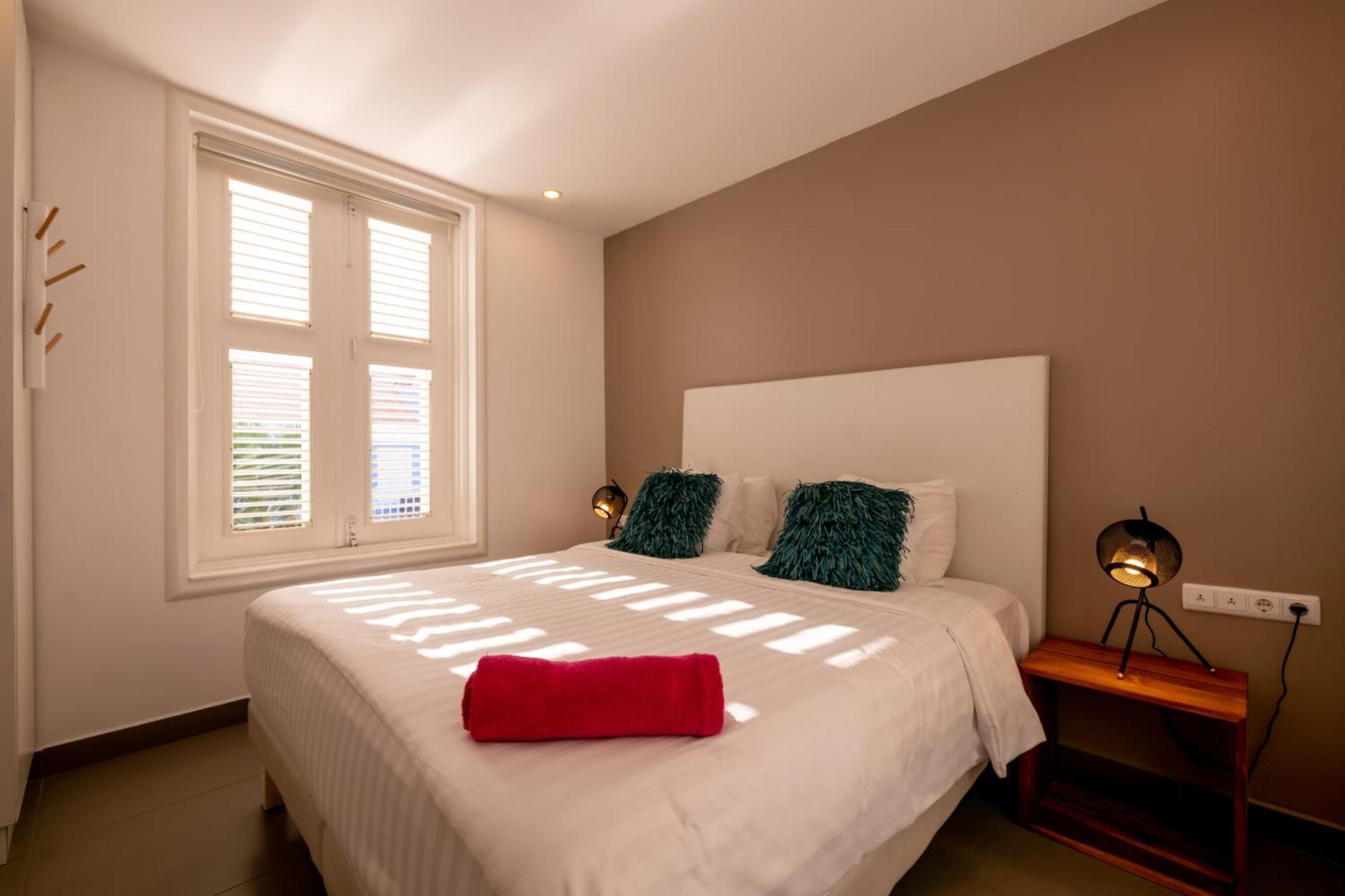 Saint Tropez Boutique Hotel 빌렘스타트 객실 사진