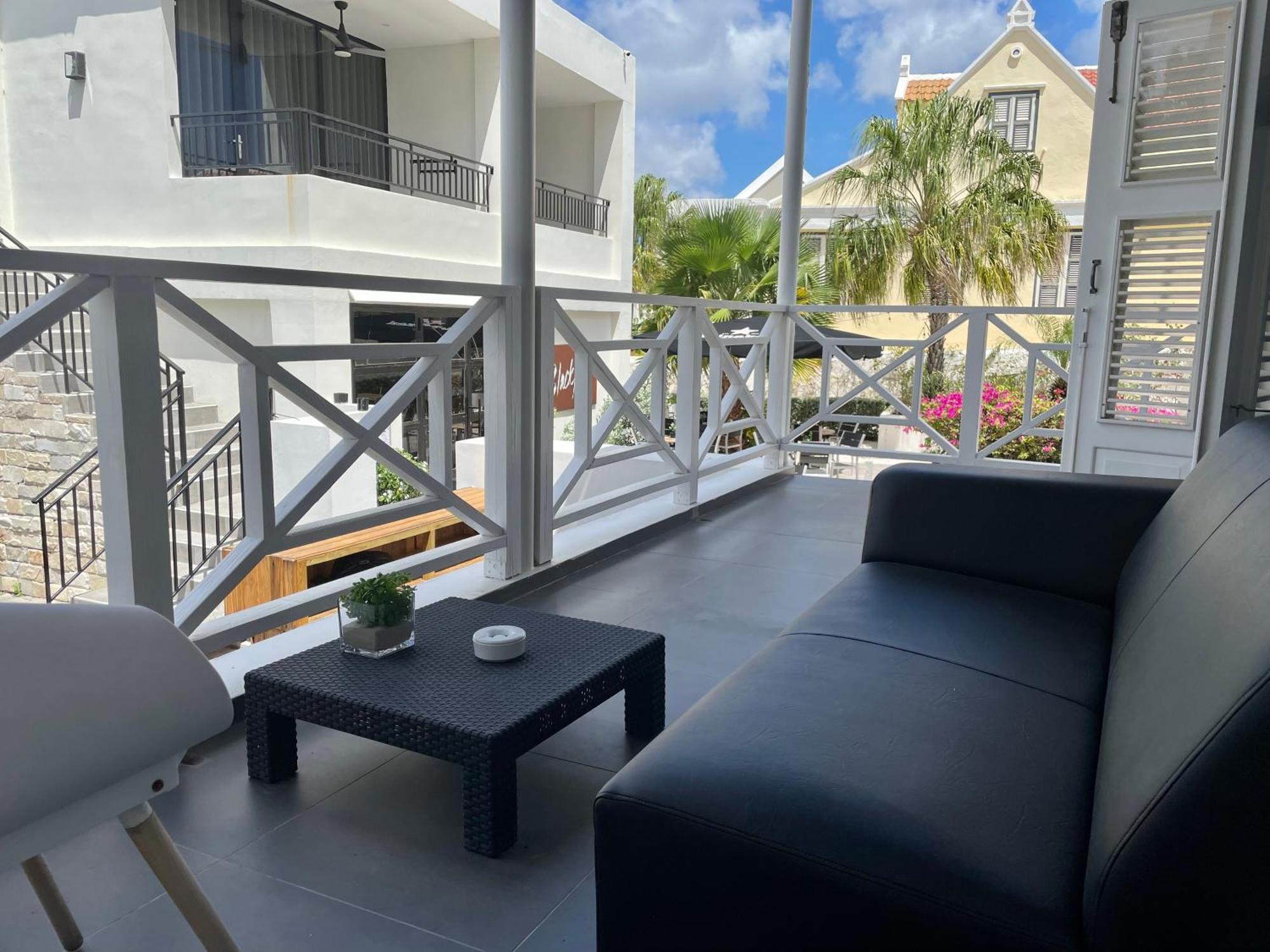Saint Tropez Boutique Hotel 빌렘스타트 객실 사진