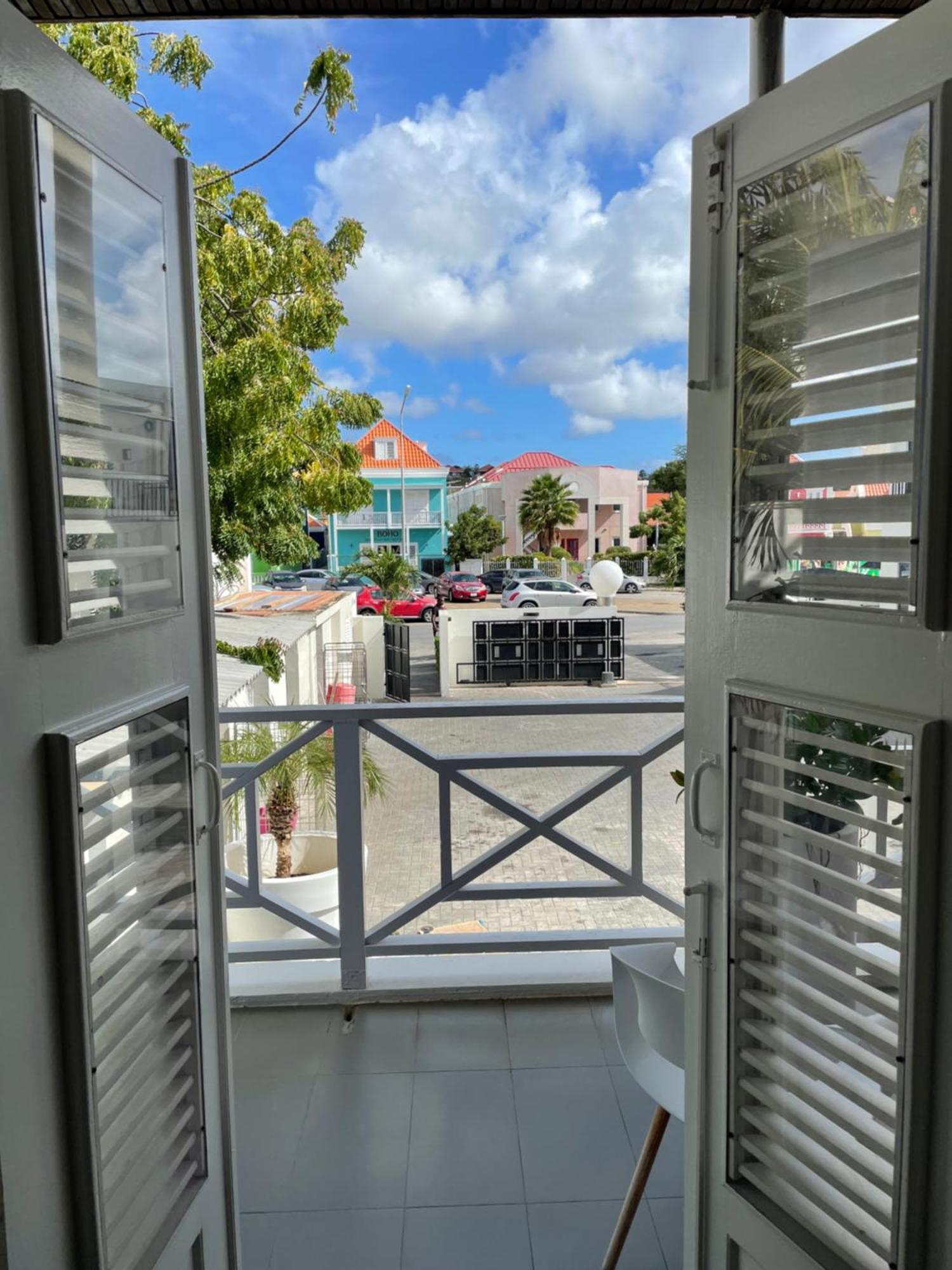 Saint Tropez Boutique Hotel 빌렘스타트 객실 사진