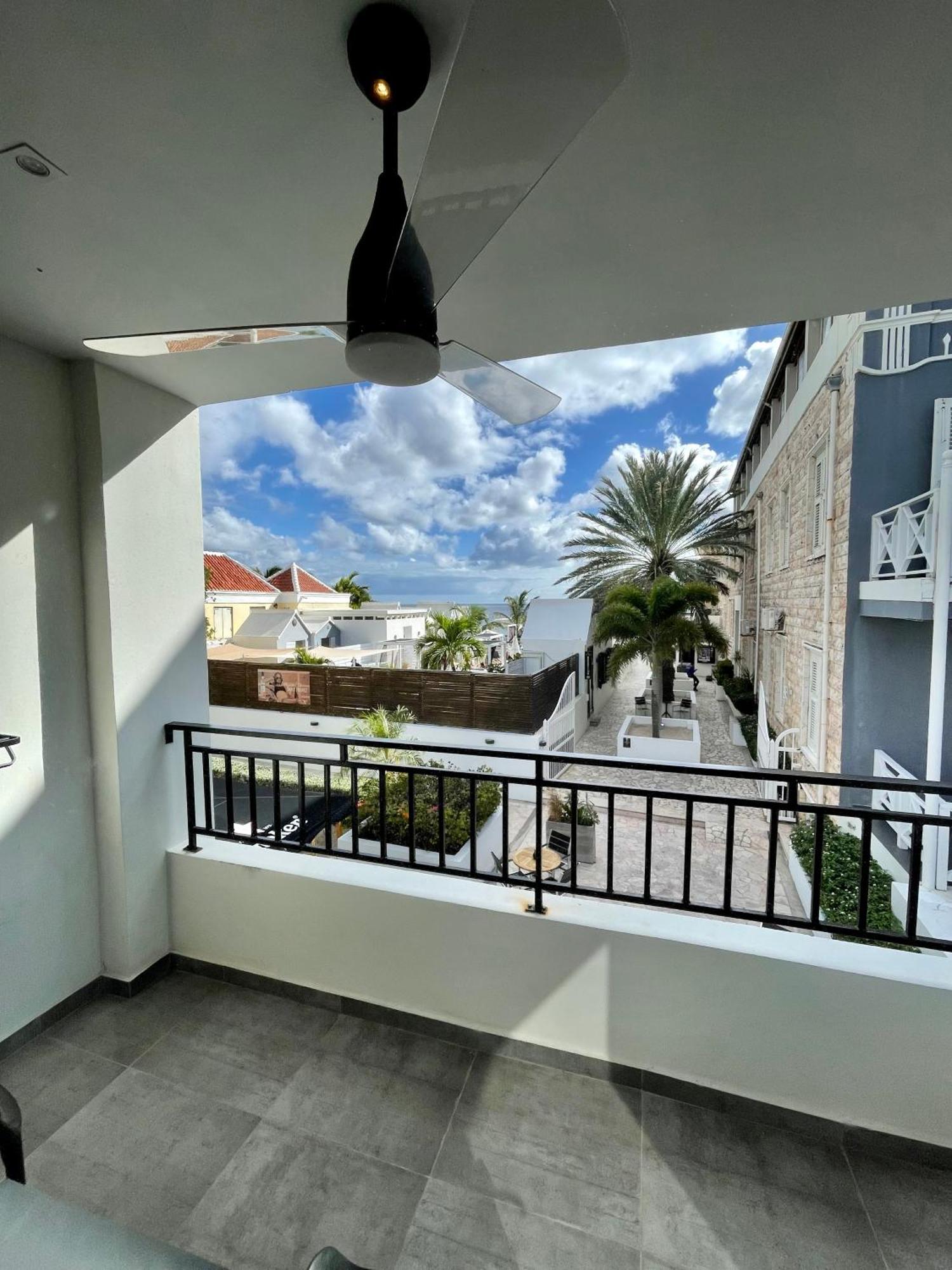 Saint Tropez Boutique Hotel 빌렘스타트 객실 사진